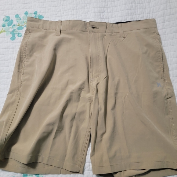 Hurley Hybrid Walkshort - Picture 1 of 4